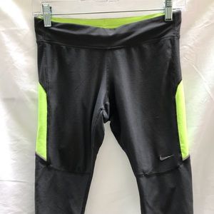 Nike women’s running Capri Leggings